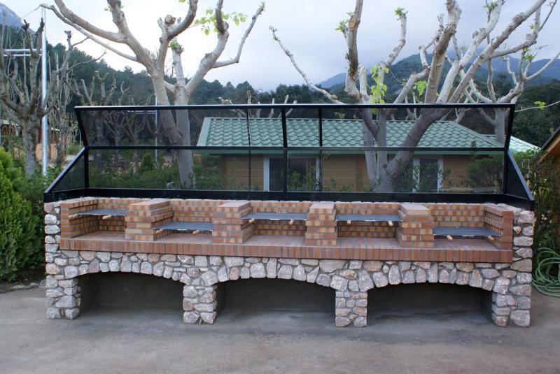 Bassegoda Park Albanya Ngoại thất bức ảnh